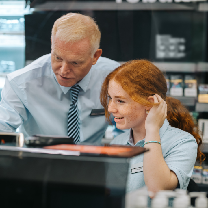 Retail managers and retail loss prevention managers, discover four ways to improve cashier training in retail, including solutions that can help you conduct optimal cashier coaching.